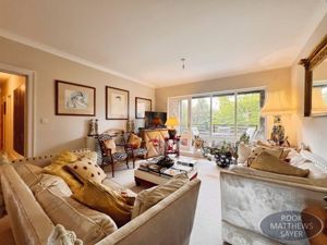 Photo 5- click for photo gallery